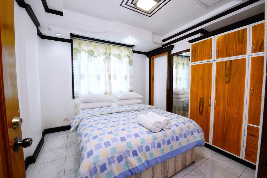 Jaimee'S Hotel, Resort And Restaurant Maasin  Rum bild